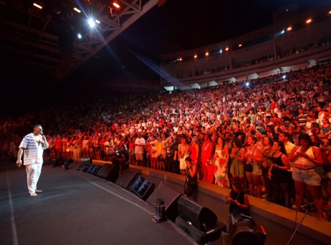 Xanddy Harmonia lança “Desejando e Querendo”