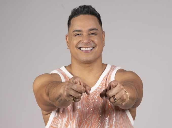  Xanddy Harmonia inicia agenda de maio com shows nas maiores micaretas do país
