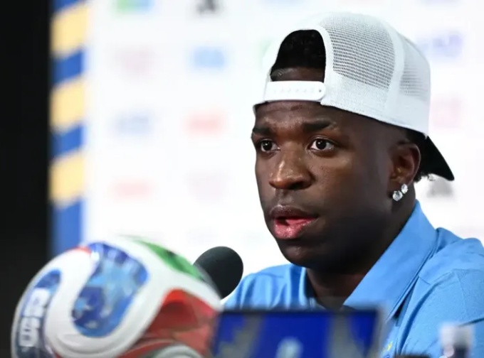  Mais experiente, Vini Jr. afirma que Brasil "chega para ser campeão"