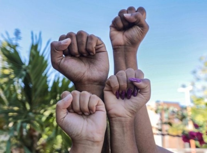 Sedes leva ações de valorização das mulheres negras aos CRAS