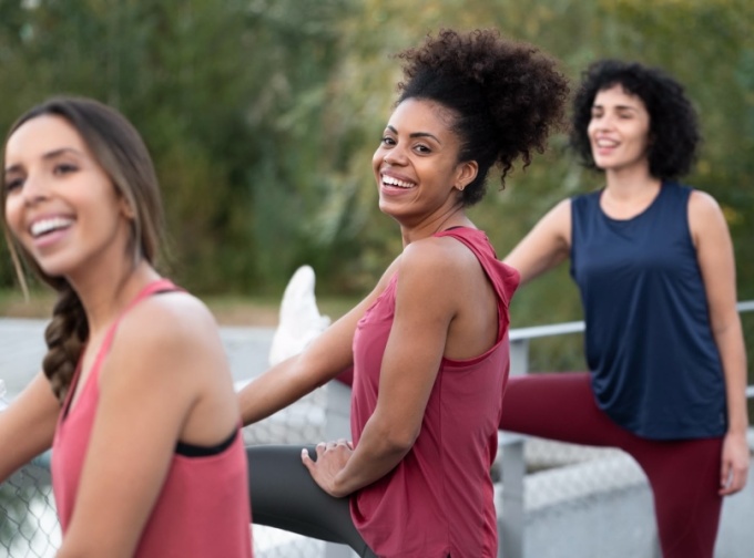  Exercícios adaptados podem contribuir para preservar força e qualidade de vida de Exercícios adaptados podem contribuir para preservar força e qualidade de vida de Exercícios adaptados podem contribuir para preservar força e qualidade de vida de mulheres com câncer de mama