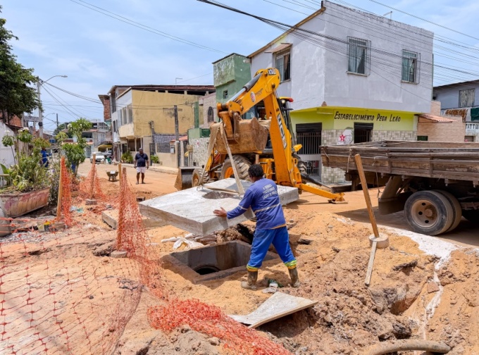 Obra de micro e macrodrenagem em Itinga alcança 52% de execução