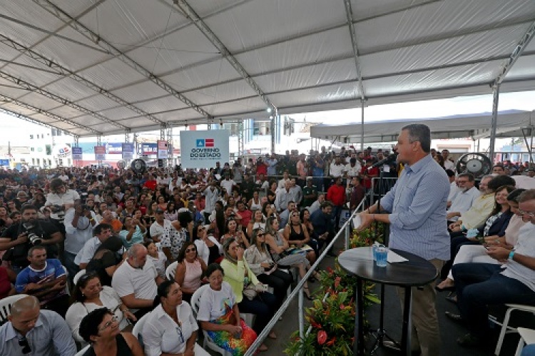 Fotos: Paula Fróes e Manu Dias/GOVBA (créditos identificados em casa arquivo)